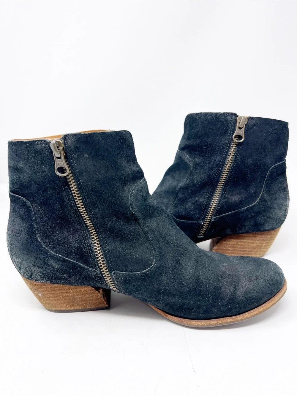 KORK EASE BLACK SUEDE SIDE ZIP BOOTIES WOMENS SZ 9